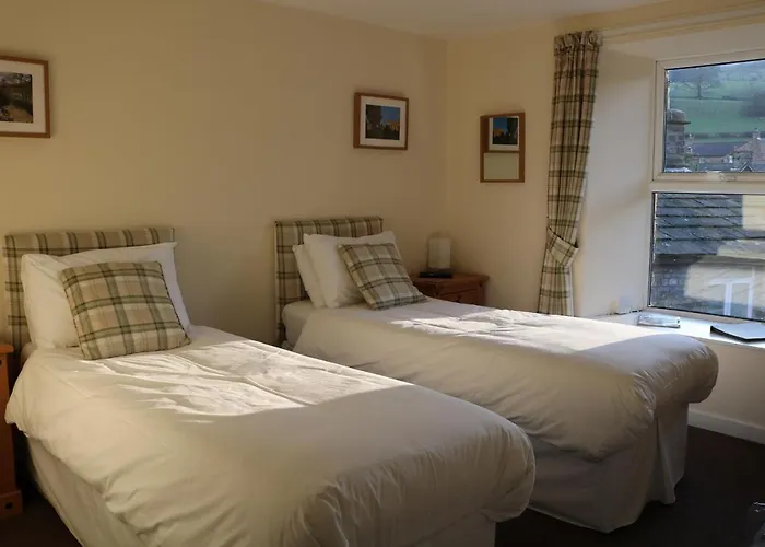 Bed & Breakfast Stores 3*